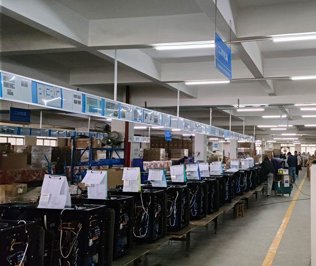 星科廠房工業(yè)空調(diào)（蒸發(fā)冷省電空調(diào)）生產(chǎn)車間